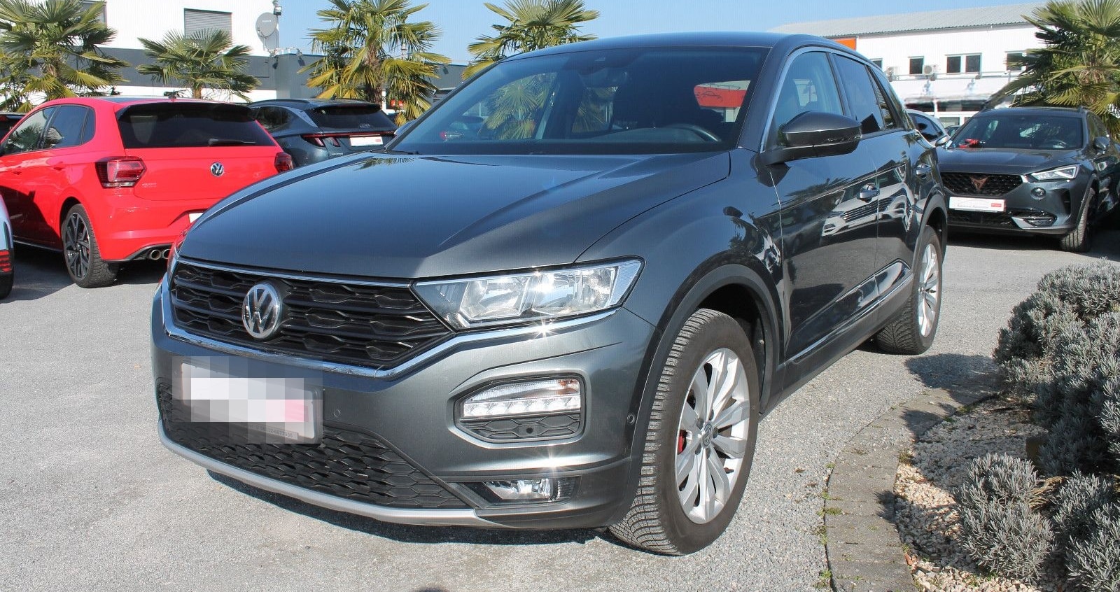 Volkswagen T-Roc DSG Sport, ACC, Kamera, Navi, el. Heckkl. foto 2