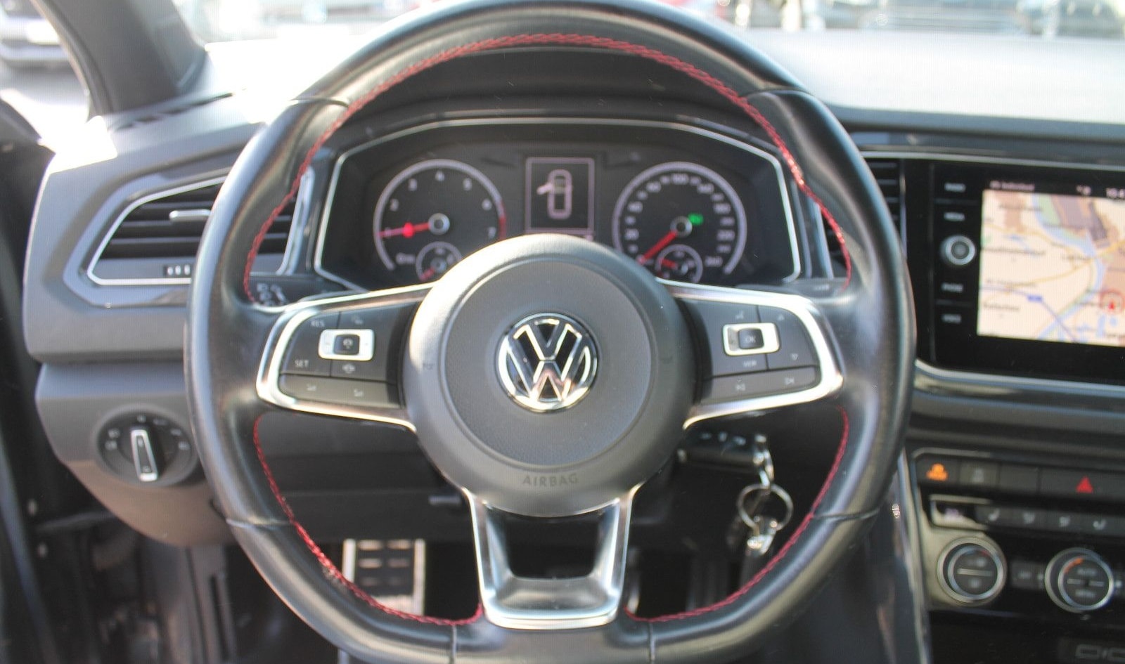 Volkswagen T-Roc DSG Sport, ACC, Kamera, Navi, el. Heckkl. foto 12