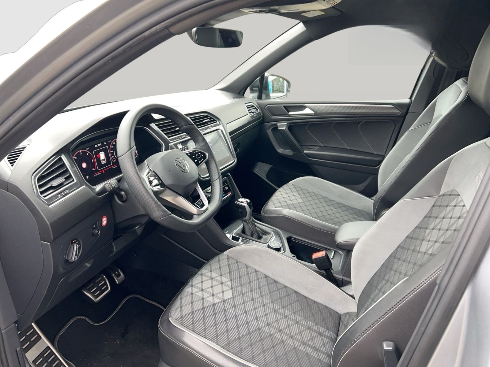 Volkswagen Tiguan Allspace R-Line DSG 4MOT LED NAVI AHK foto 9