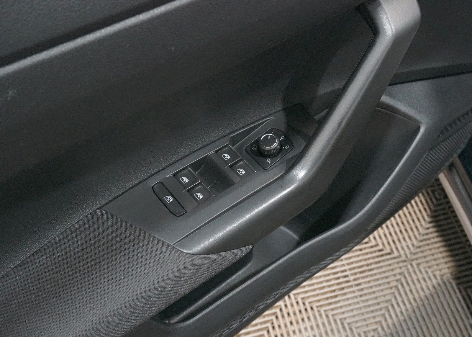 Volkswagen Taigo Style 1.0 TSI*MATRIX*DAB*NAVI*FLA* foto 17