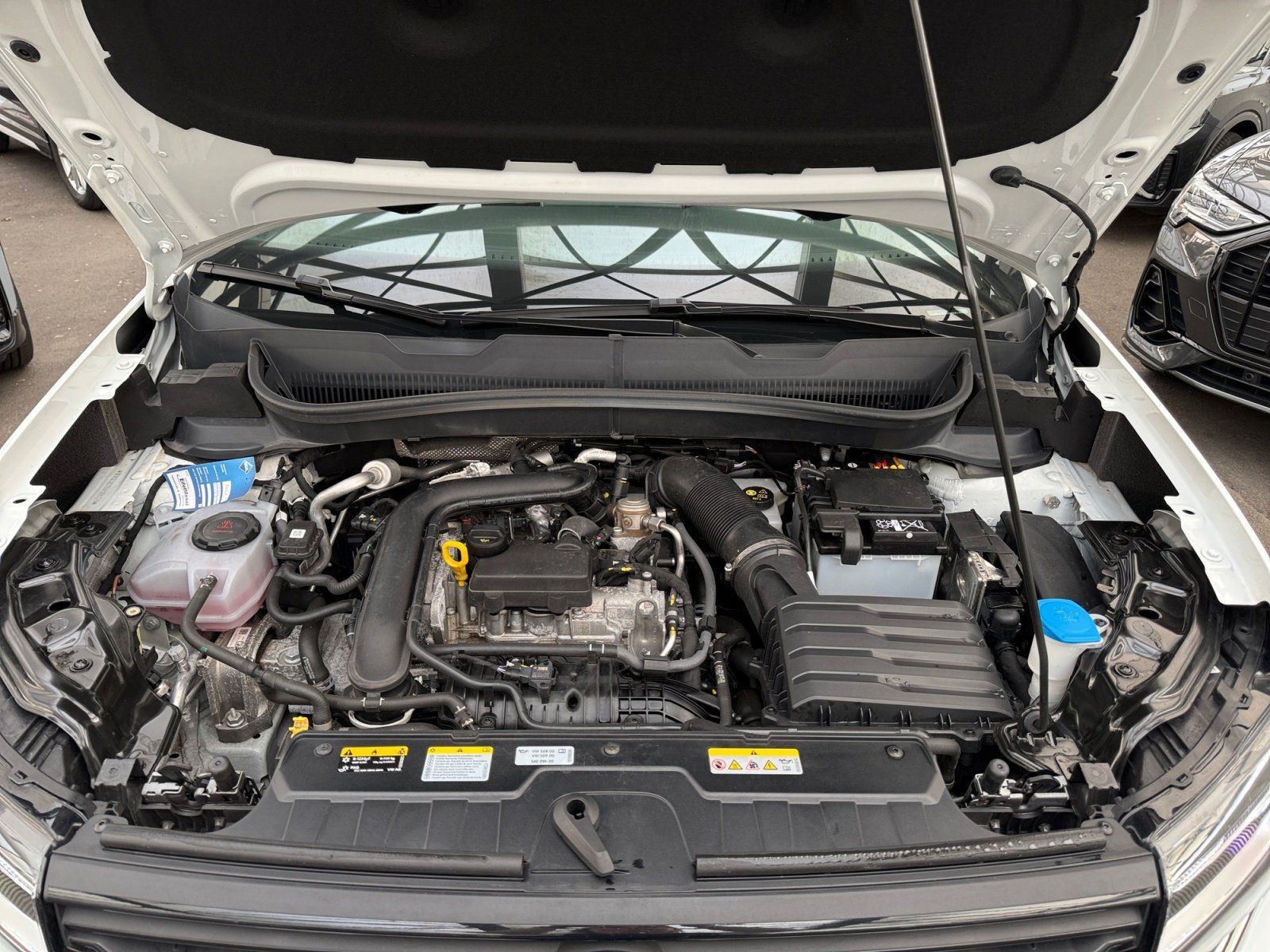 Volkswagen T-Cross 1.0 TSI Goal ACC Navi Einparkhilfe LED foto 13