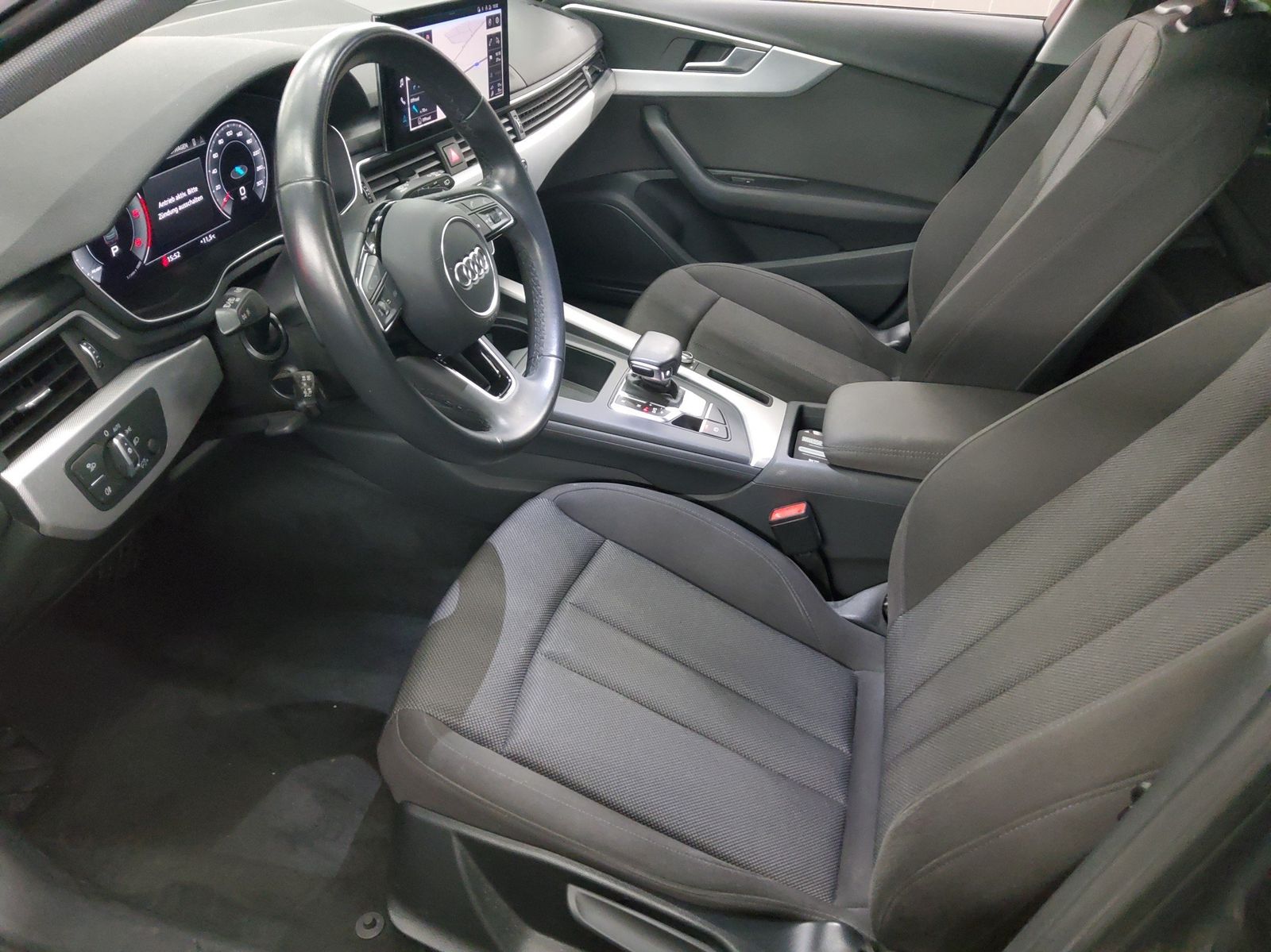 Audi A4 Avant 35 TDI advanced Navi+ vc Matrix RFK foto 9