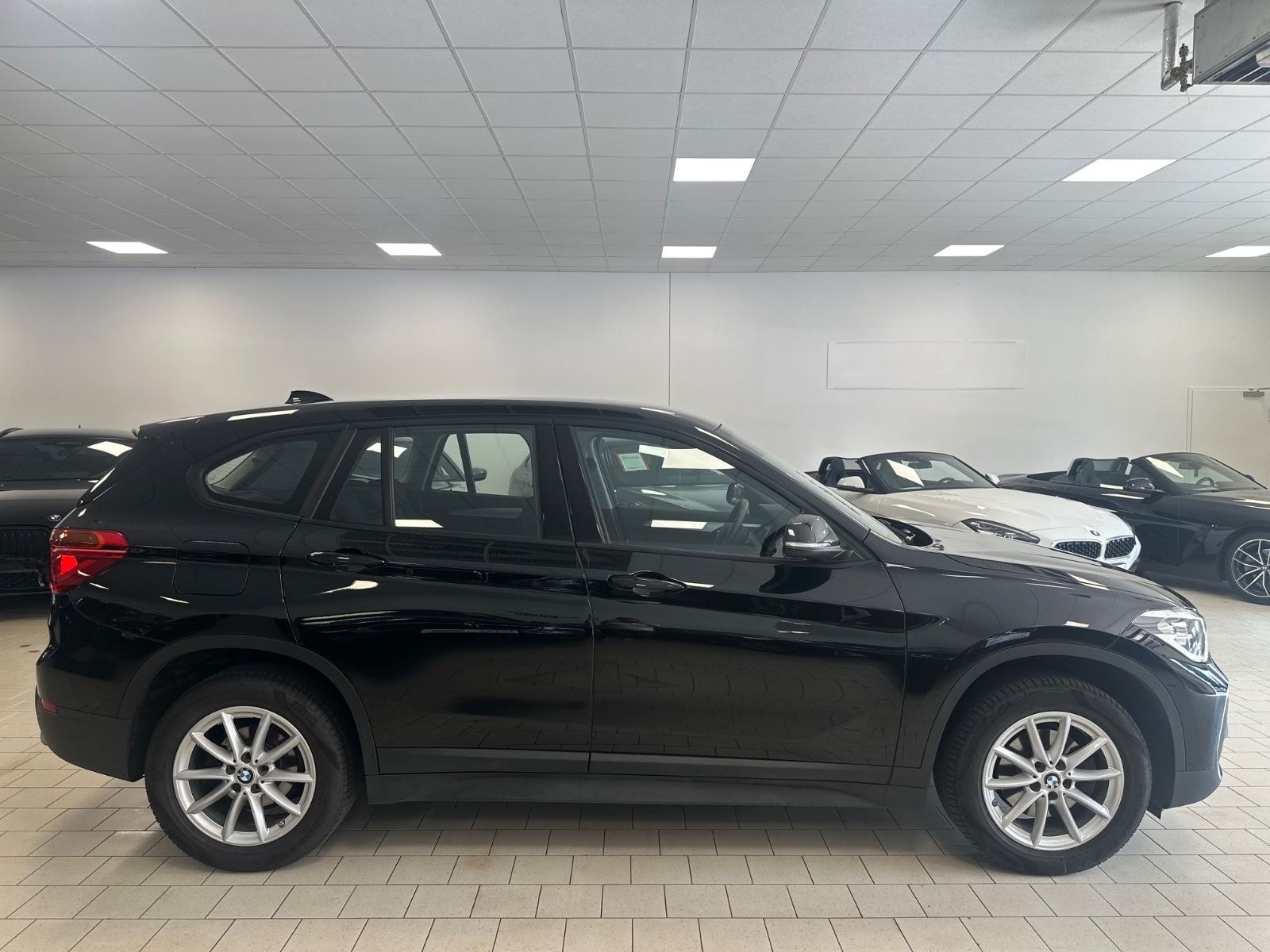 BMW X1 sDrive 18d Advantage Aut/Navi/SitzHz/Tempomat foto 11
