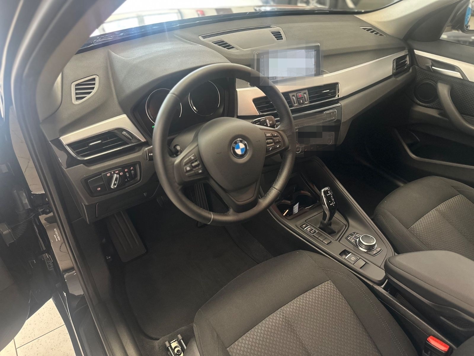 BMW X1 sDrive 18d Advantage Aut/Navi/SitzHz/Tempomat foto 14