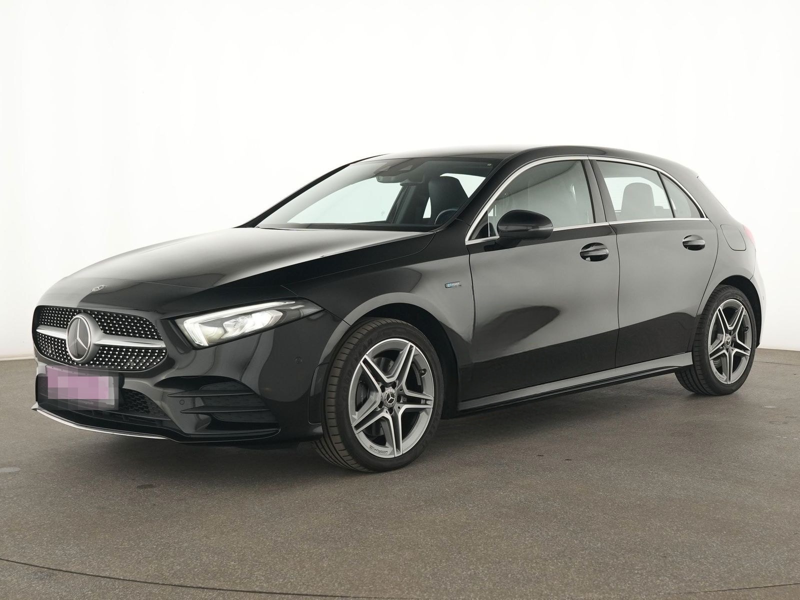 Mercedes-Benz A 250 e AMG Line ACC|Navi|LED|Aktiver Park-Assis foto 2