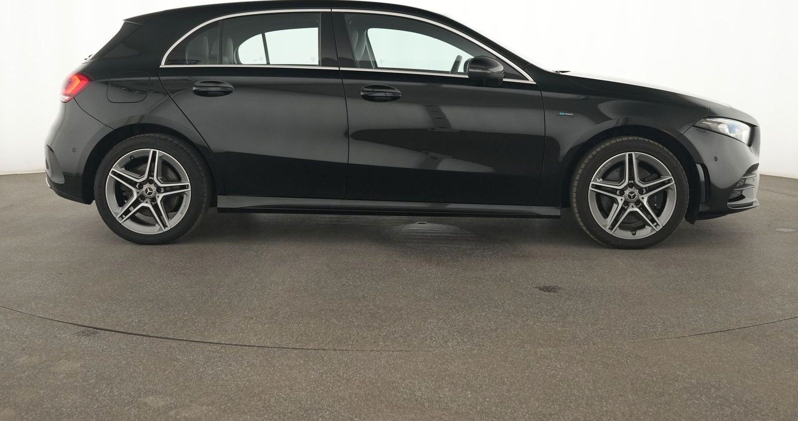 Mercedes-Benz A 250 e AMG Line ACC|Navi|LED|Aktiver Park-Assis foto 6