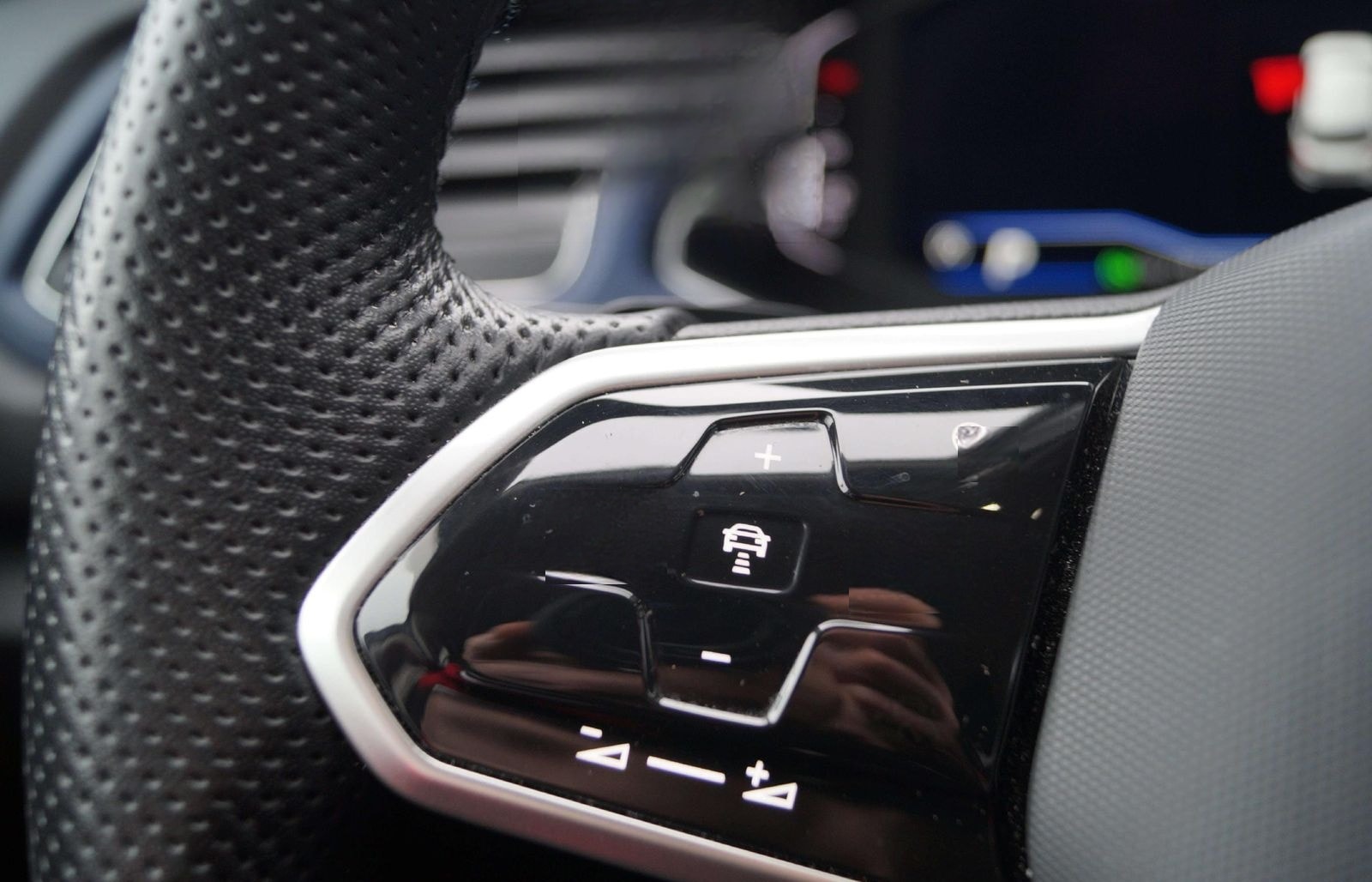 Volkswagen T-Roc United foto 10