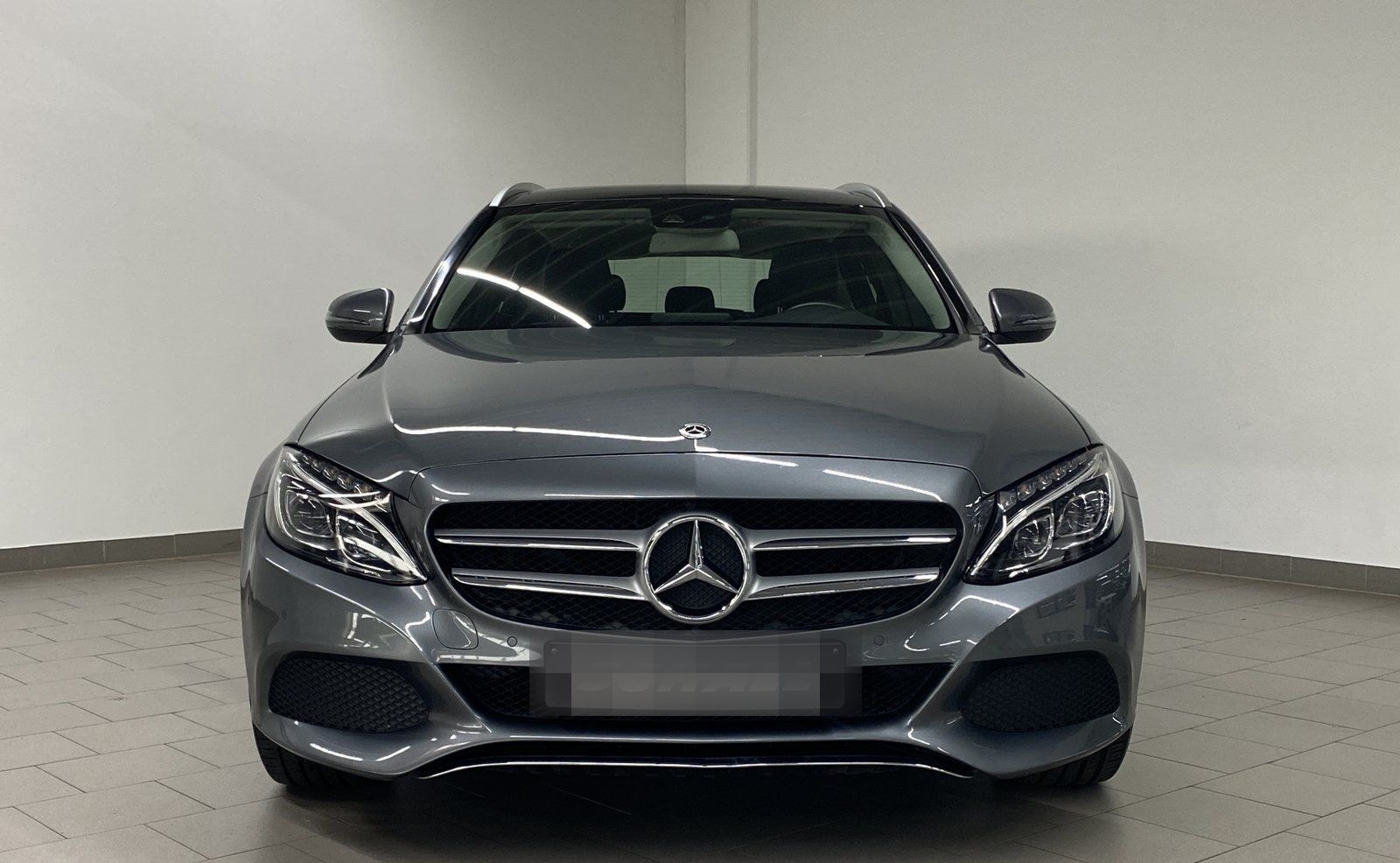 Mercedes-Benz C 180 T AVANTGARDE+PANO+AHK+MULTIBEAM LED+TOTWIN foto 3