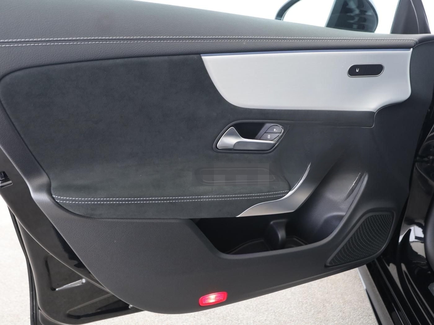 Mercedes-Benz CLA 200 d SB AMG ADV. PLUS+NIGHT+AHK+DISTR+AMBI+ foto 10