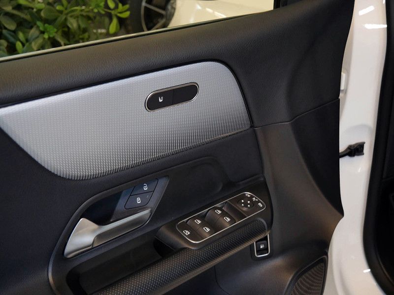 Mercedes-Benz B 250 e KAMERA SPUR PDC SHZ foto 11