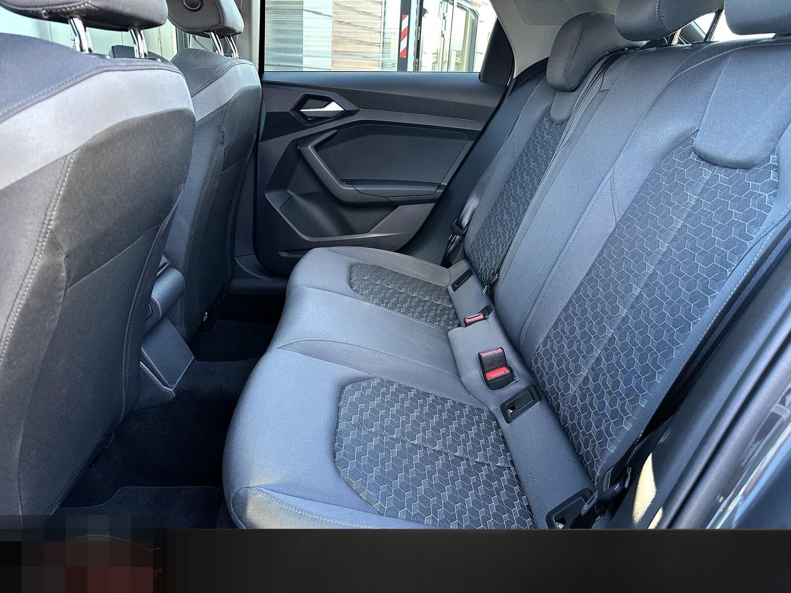 Audi A1 1.0 Sportback 25 TFSI advanced foto 10