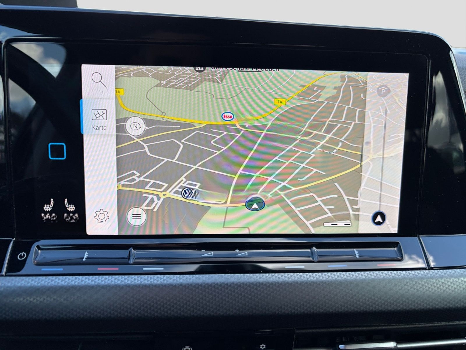 Volkswagen Golf VIII 1.5TSI Active LED AHK Navi APP Sitzhzg foto 7