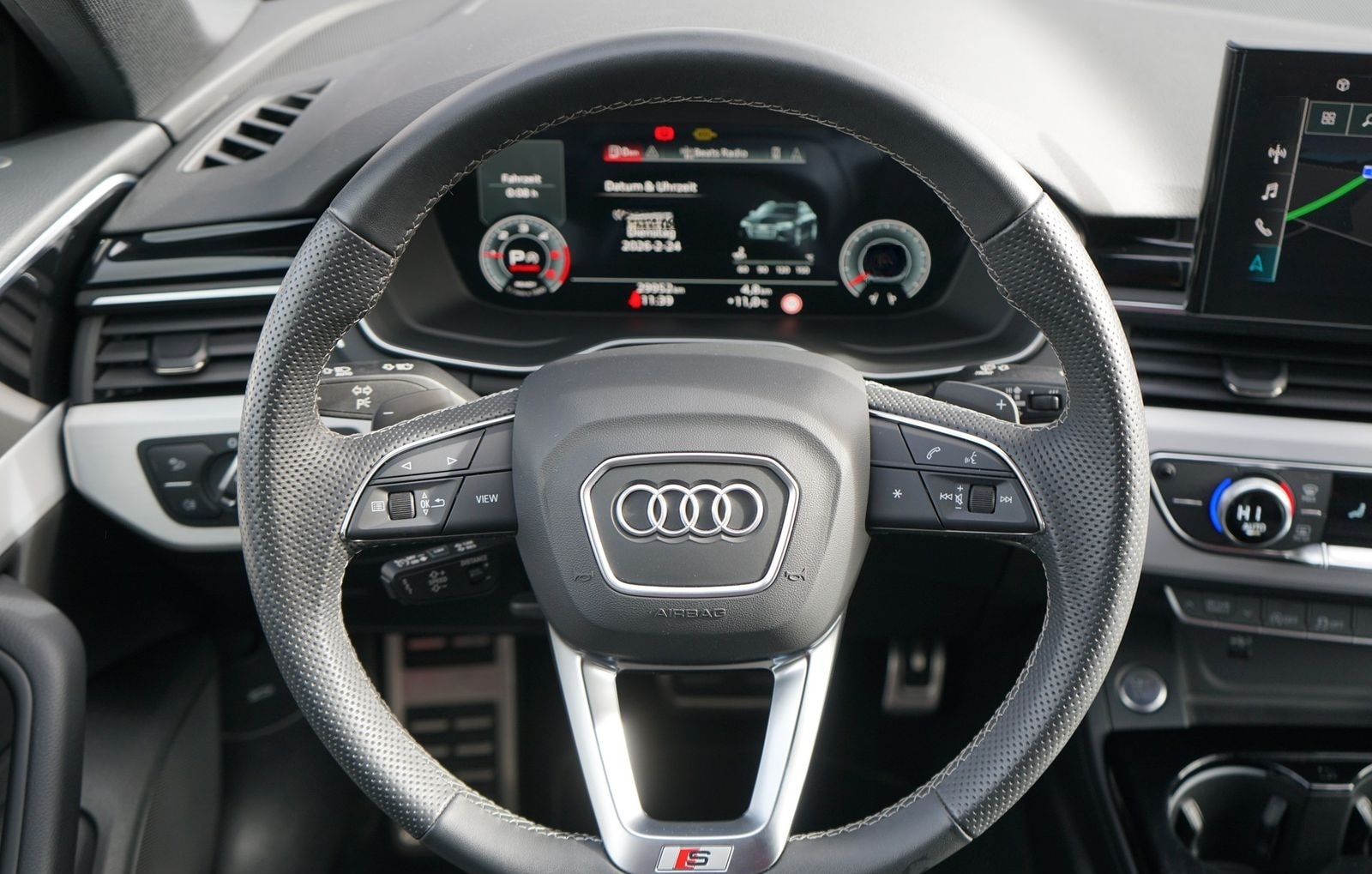 Audi A4 Avant 40 TDI S-Line quattro Aut. LED ACC Navi foto 18