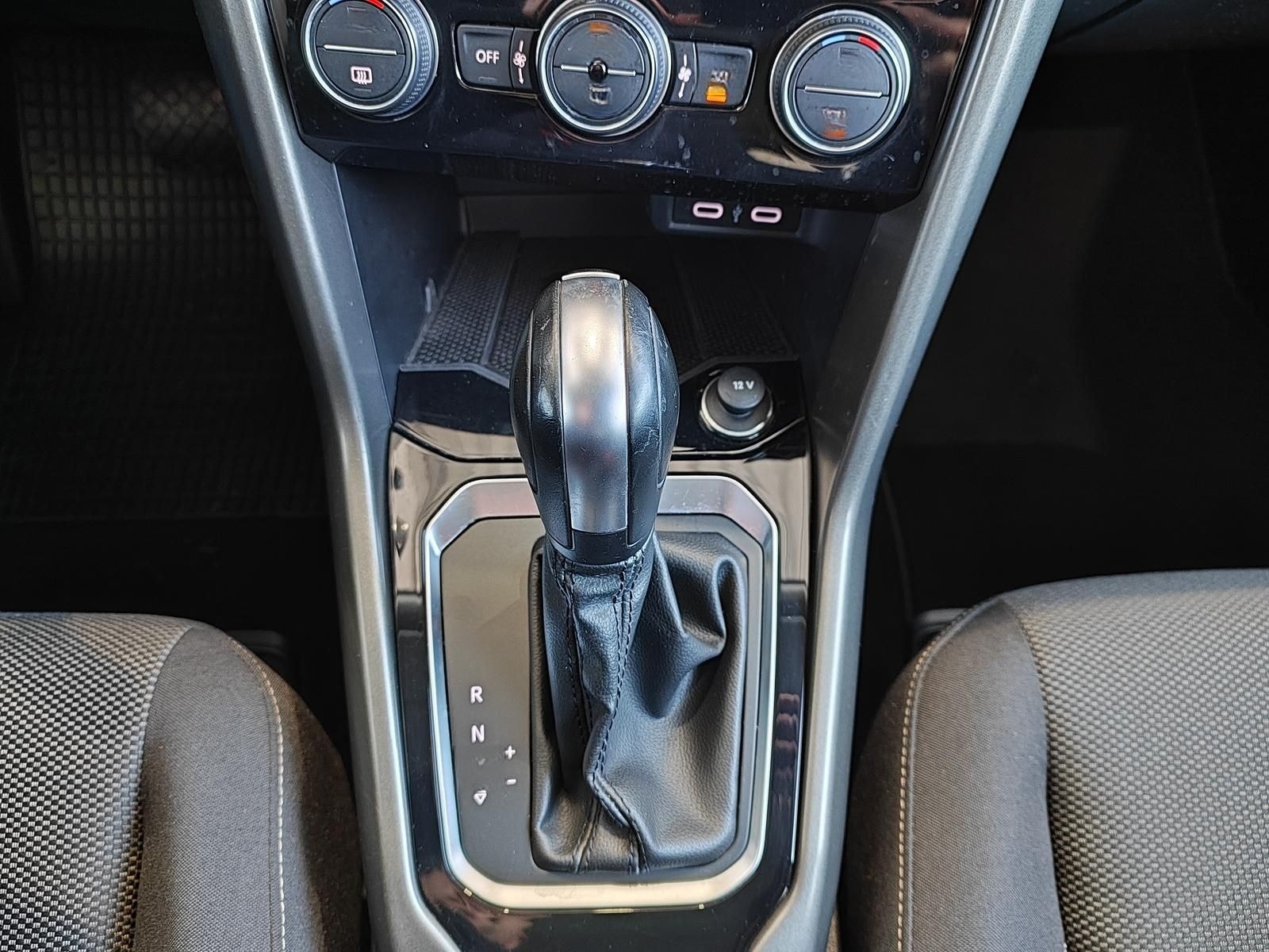 Volkswagen T-Roc 1.5 TSI DSG Style Navi|AHK|ACC|RFK foto 19