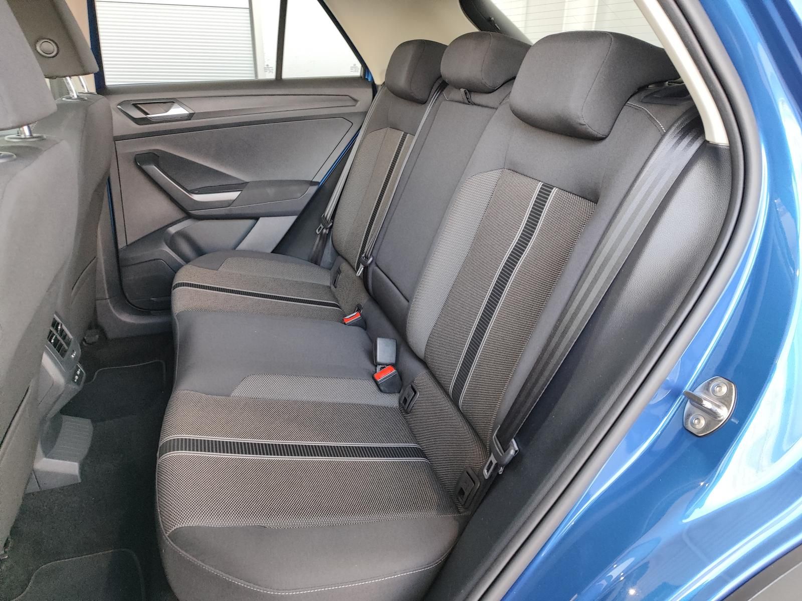 Volkswagen T-Roc 1.5 TSI DSG Style Navi|AHK|ACC|RFK foto 25