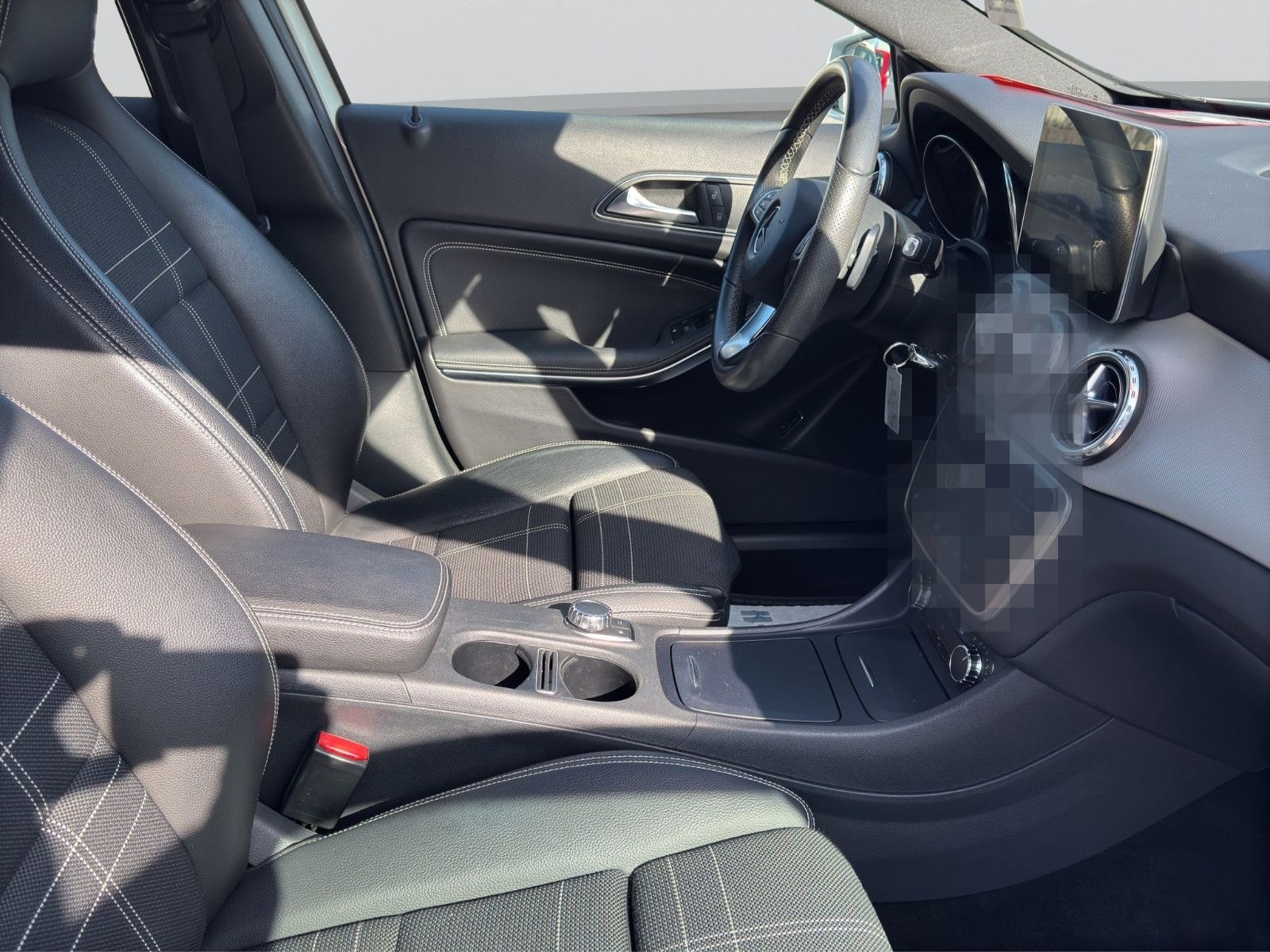 Mercedes-Benz GLA 180 Urban Business Automatik, wenig KM foto 20