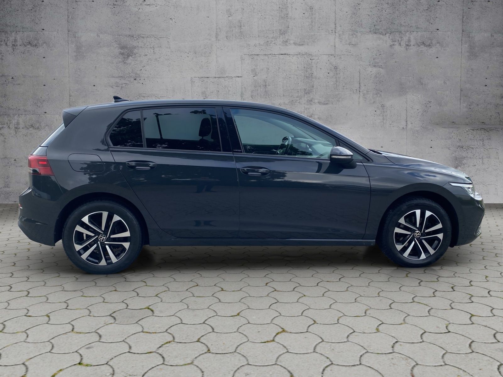 Volkswagen Golf VIII United 1.5 eTSI DSG STH/ACC/NAV/LED foto 4