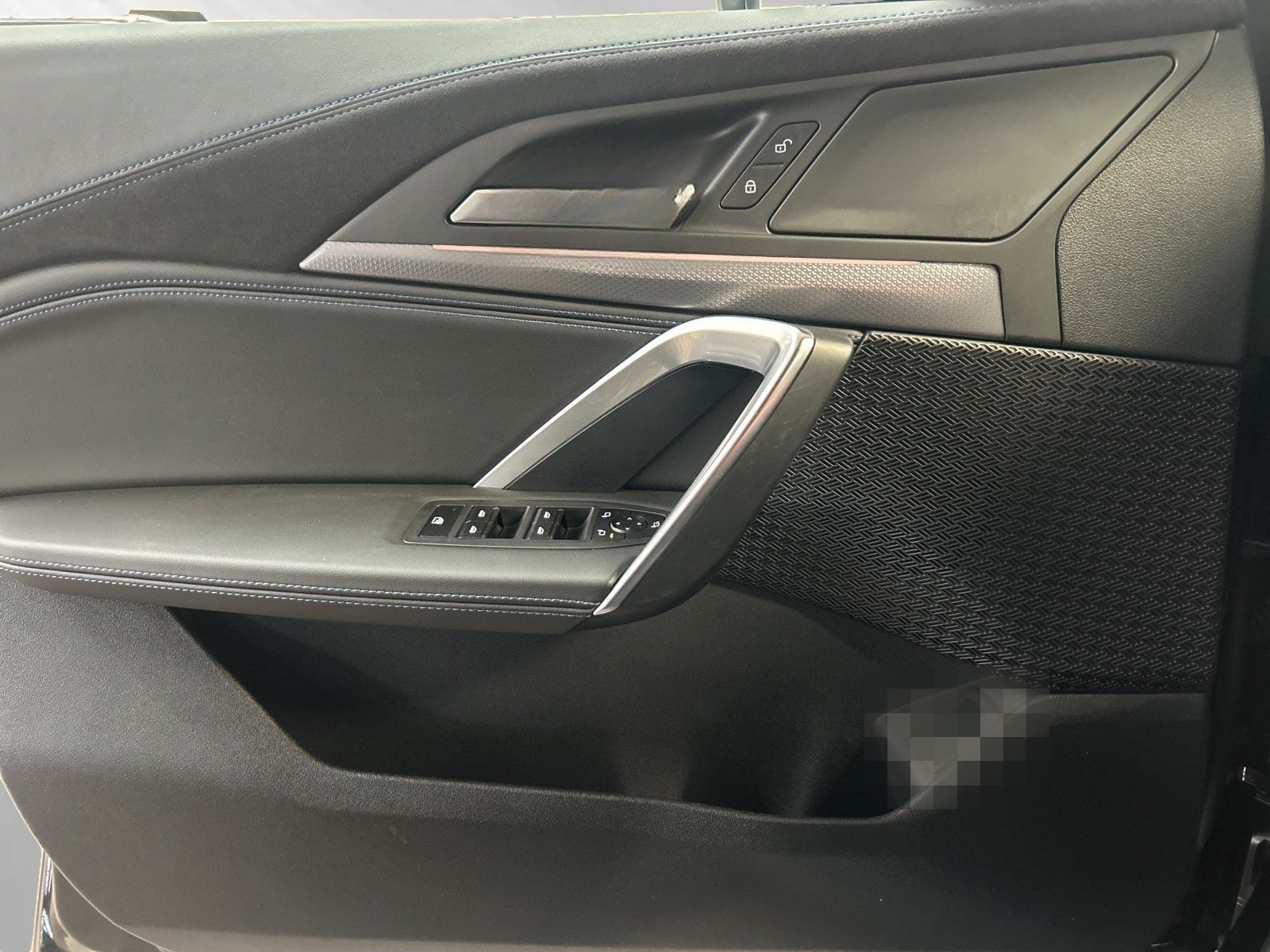 BMW iX2 eDrive20 M Sportpaket|Parkass.|19"LMR foto 19