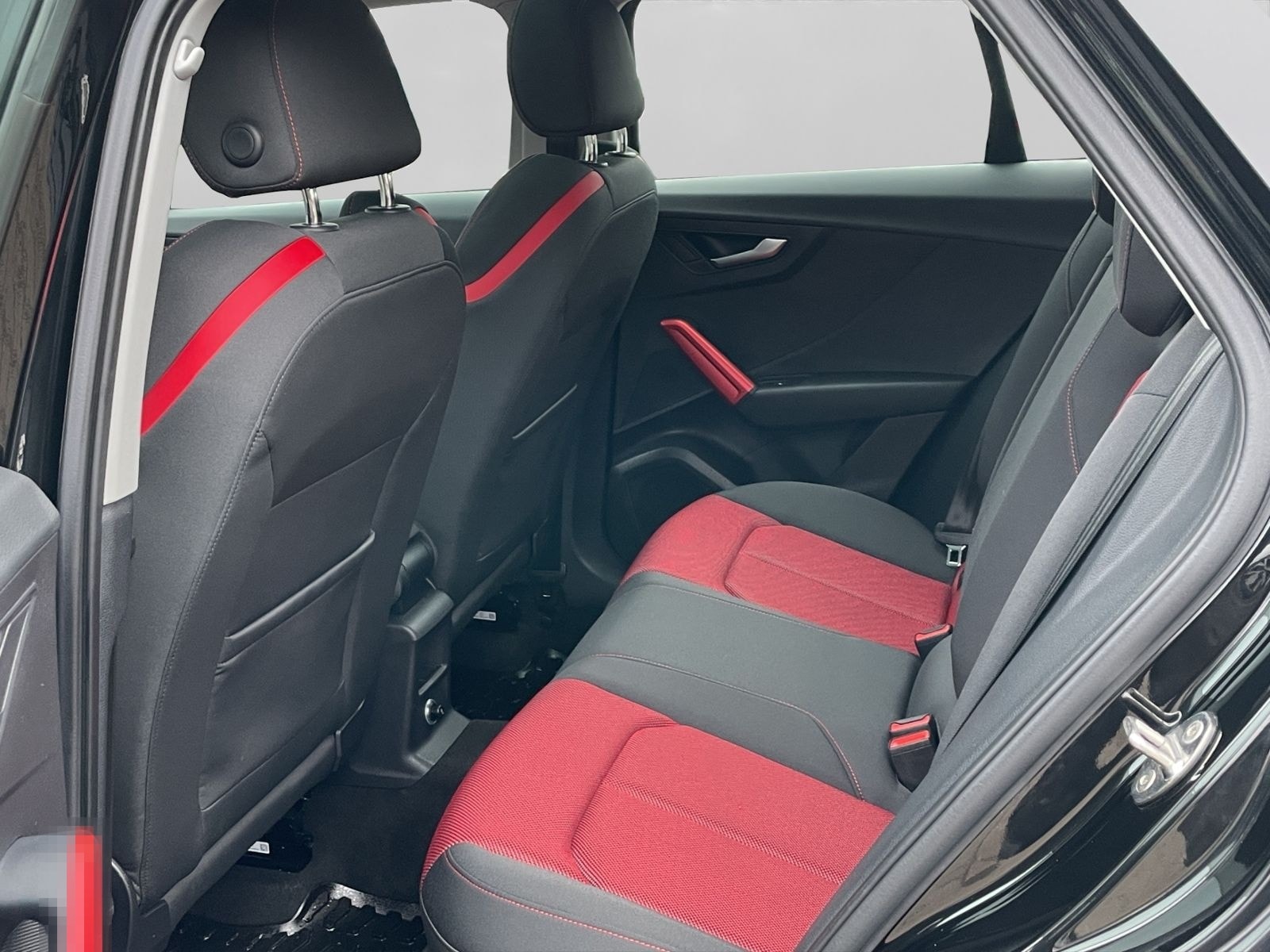 Audi Q2 2.0 TFSI quattro sport +S-TRONIC+KAMERA+LED++ foto 15