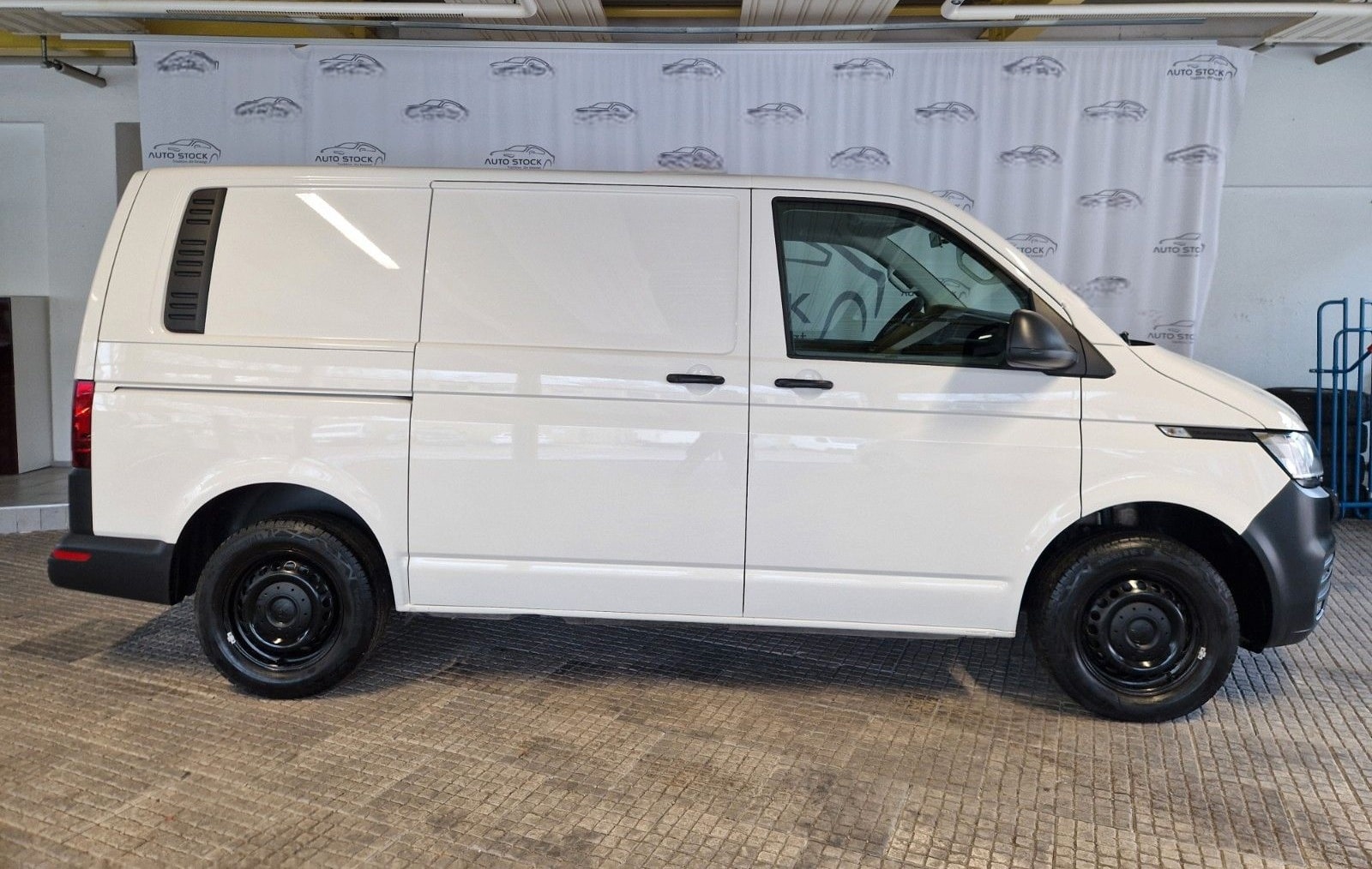 Volkswagen T6.1 Transporter 2,0 TDI Klima PDC Navi Sitzheiz foto 4