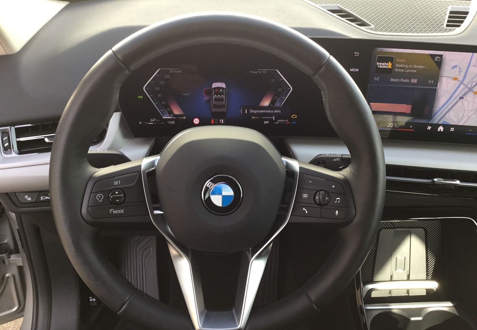 BMW X1 sDrive20i KAMERA+AHK+LM17+SITZHZ+LED foto 12