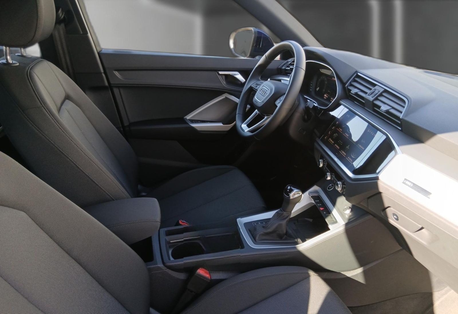 Audi Q3 35 TFSI Adv. S tronic *ACC*NAV+*R-CAM*SHZ* foto 10