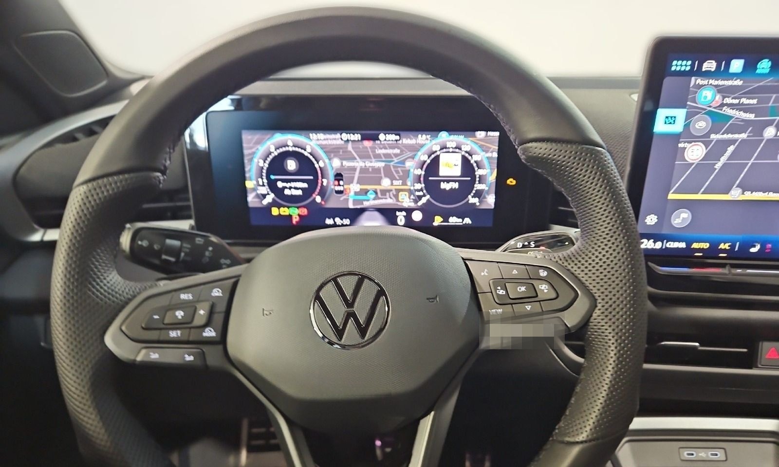 Volkswagen T-Roc R-Line 1.5 l eTSI OPF 110 kW (150 PS) 7-Ga foto 12