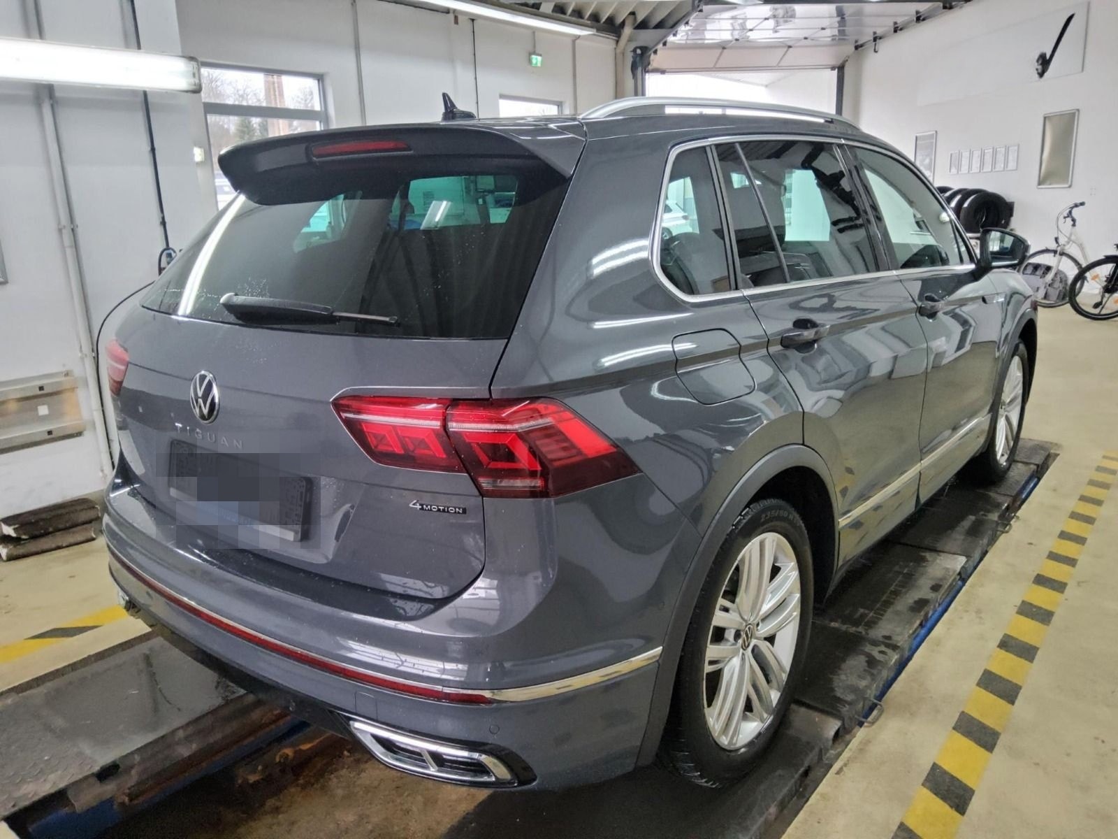 Volkswagen Tiguan 2.0 TDI R-Line 4Motion*AHK*LED-Matrix* foto 4