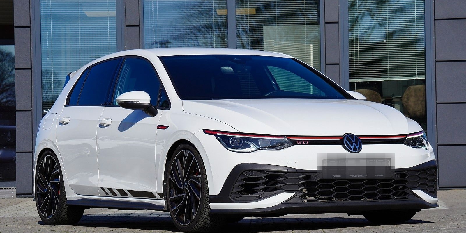 Volkswagen Golf VIII Lim. GTI Clubsport MIT 2 J. GARANTIE foto 3