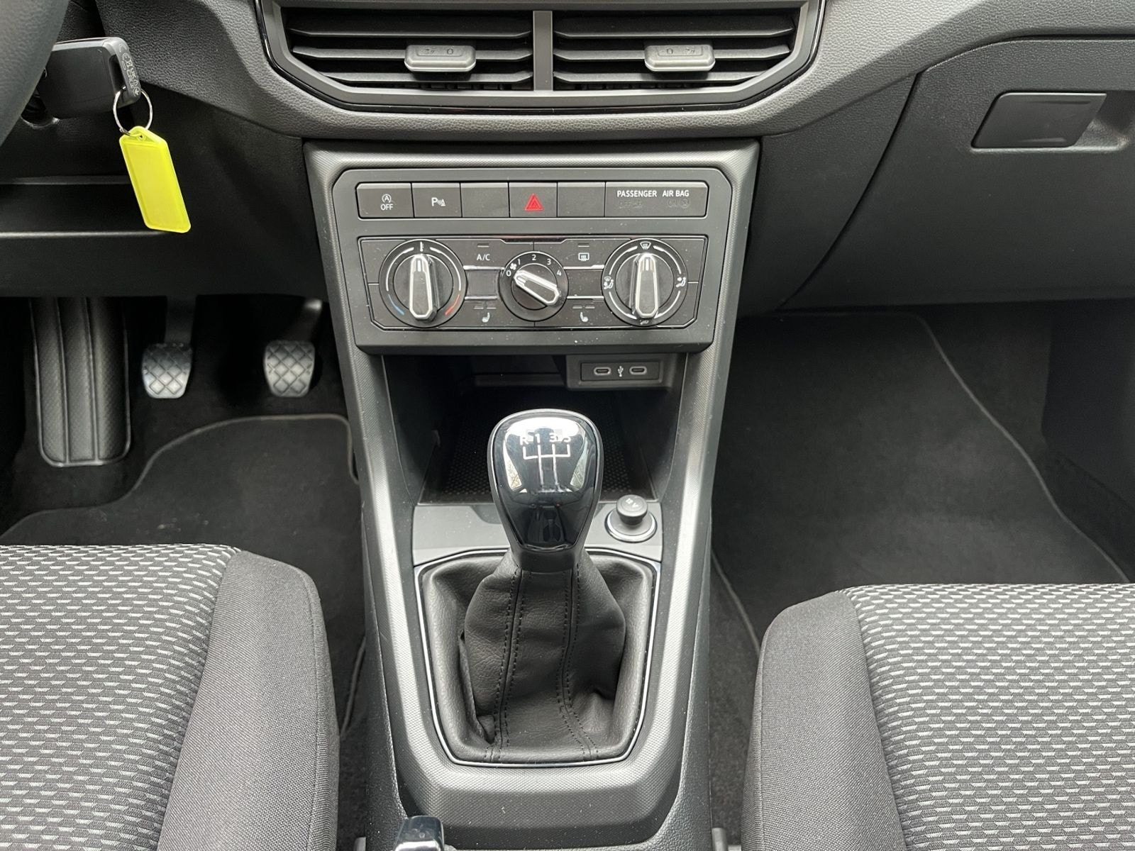 Volkswagen T-Cross 1.0 l TSI DAB+ LED Sitzheizung App-Conne foto 11