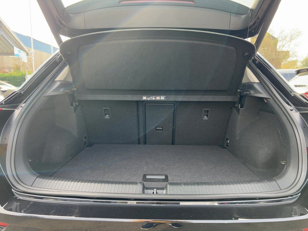 Volkswagen T-Roc ACTIVE 1.5 TSI DSG APP+DAB+ACC+LED+NAVI+PD foto 7