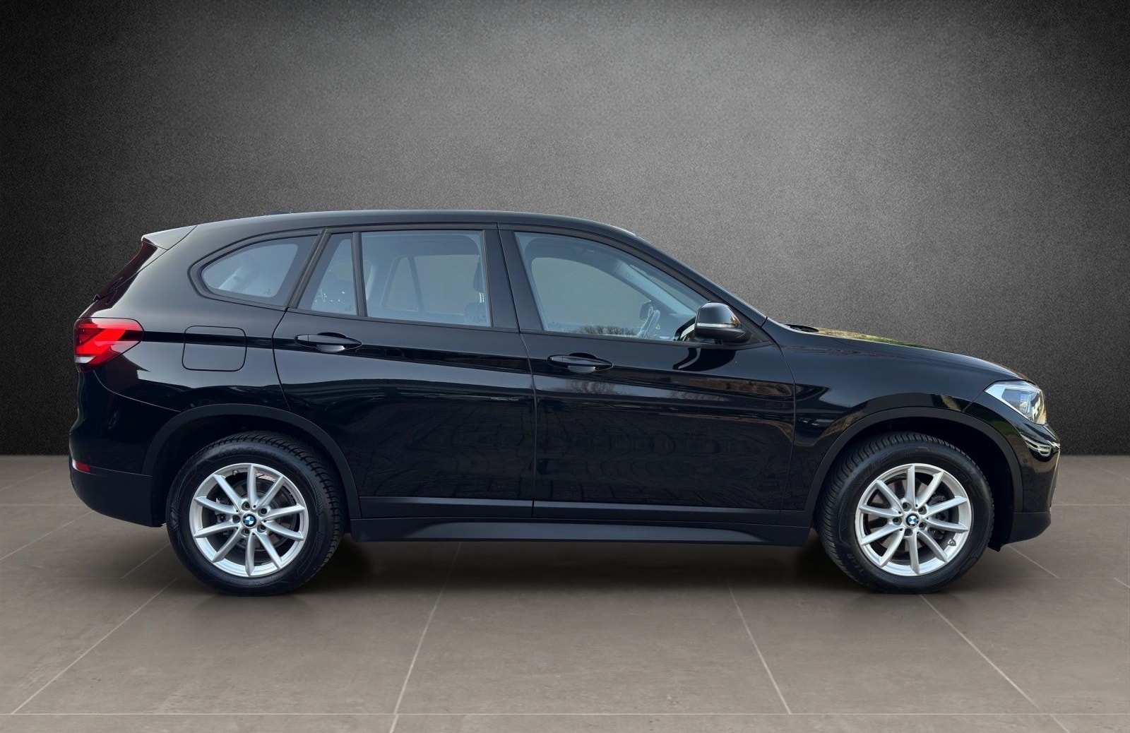 BMW X1 sDrive 18 I Advantage *LED *Navi+ *Business foto 7