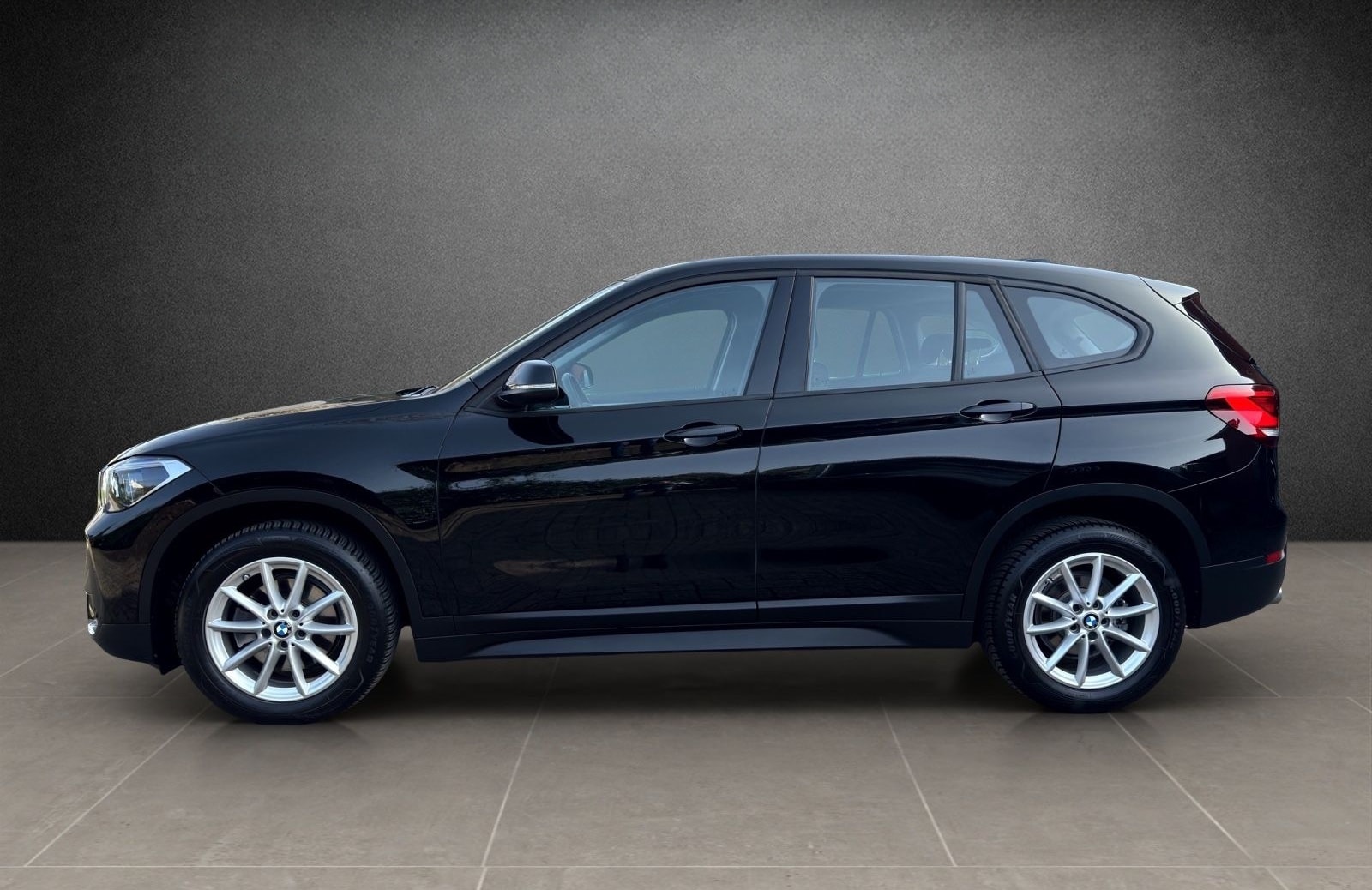 BMW X1 sDrive 18 I Advantage *LED *Navi+ *Business foto 8