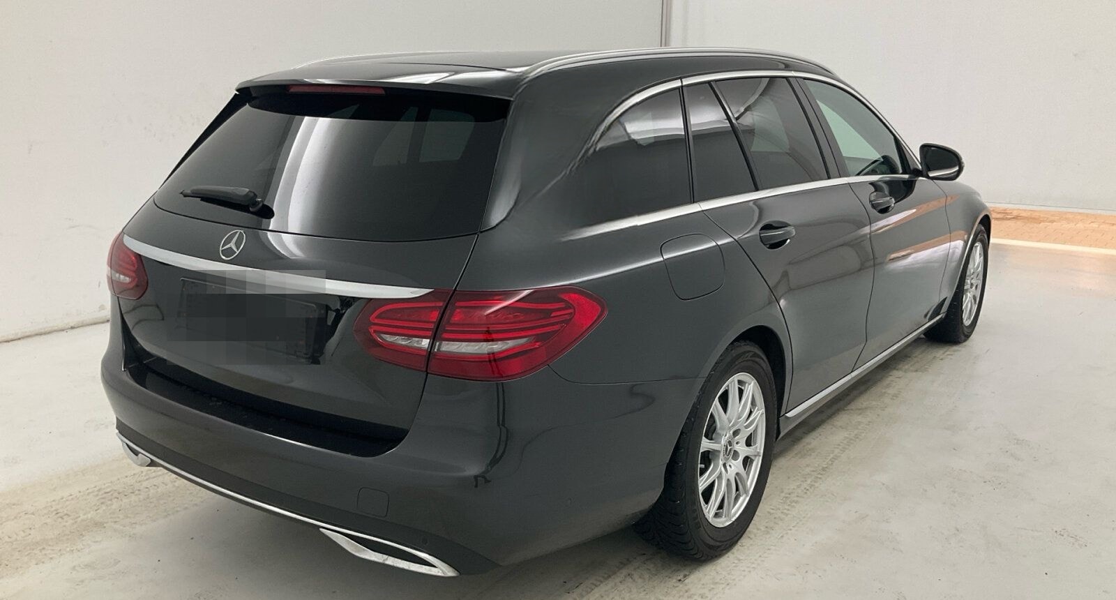 Mercedes-Benz C 180 T Avantgarde Navi LED High Perf. Navi foto 3