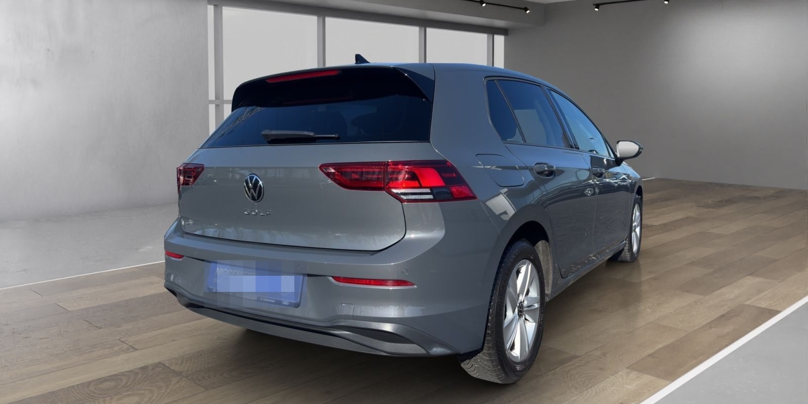 Volkswagen Golf VIII 1.5TSI Life NAVI+KAMERA+LED foto 5