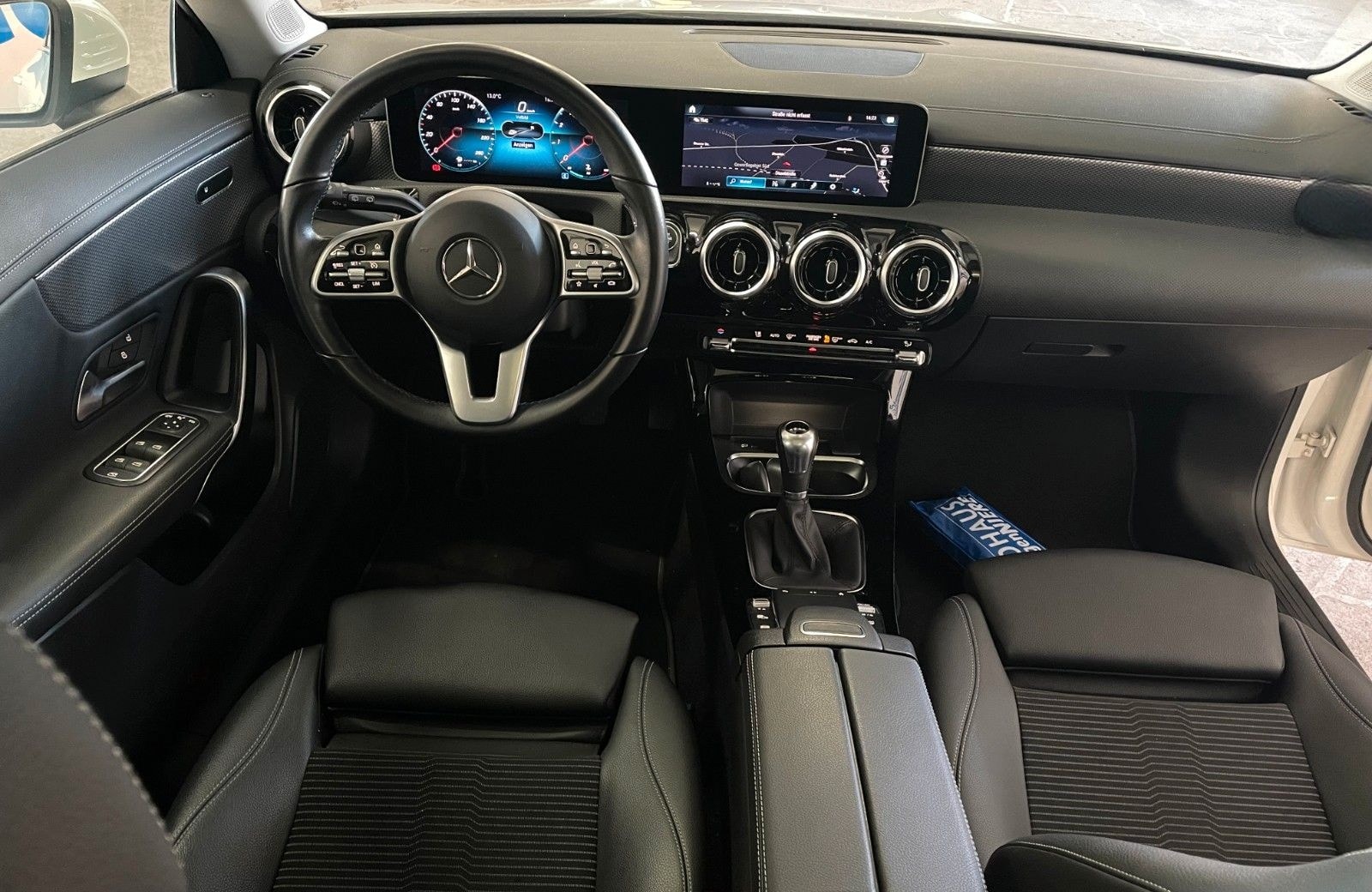 Mercedes-Benz CLA Shooting Brake CLA 180 PANO/19 Zoll/NAVI foto 2