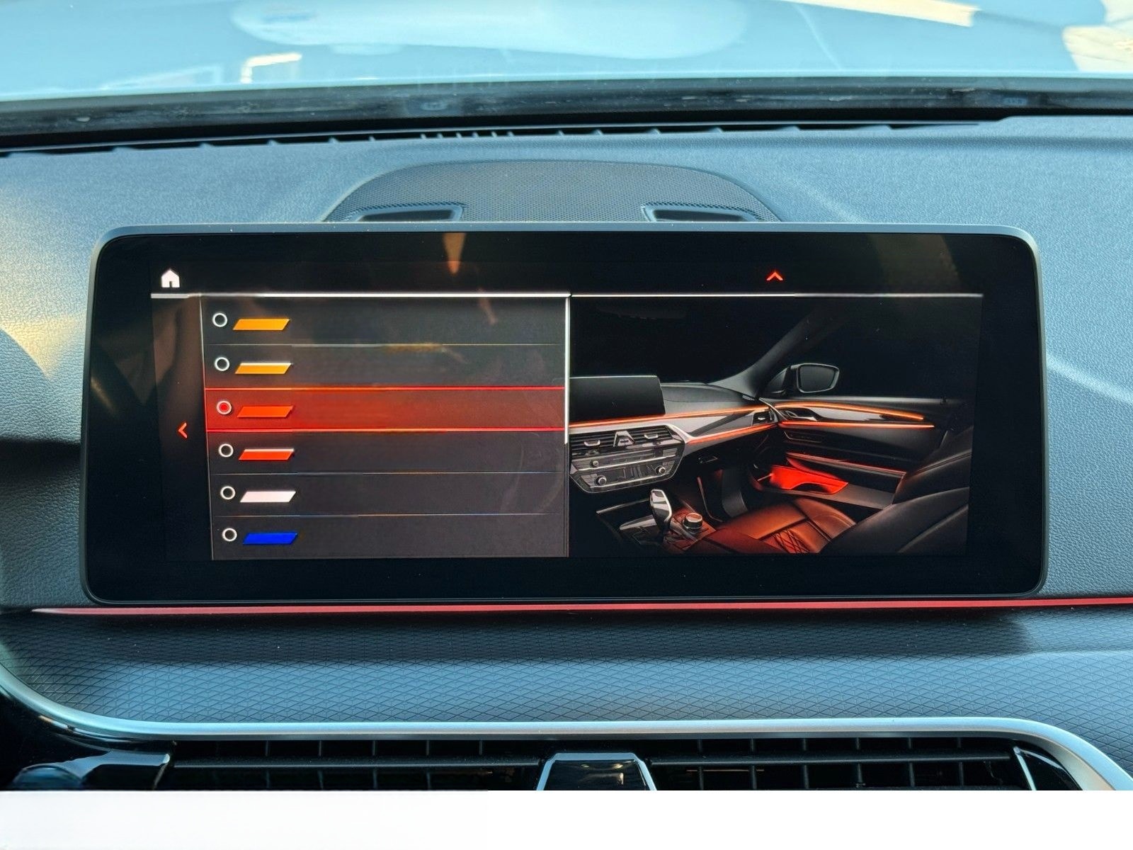 BMW 530d Touring M Sport Shad HuD H&K LHZ SHZ Leder foto 24