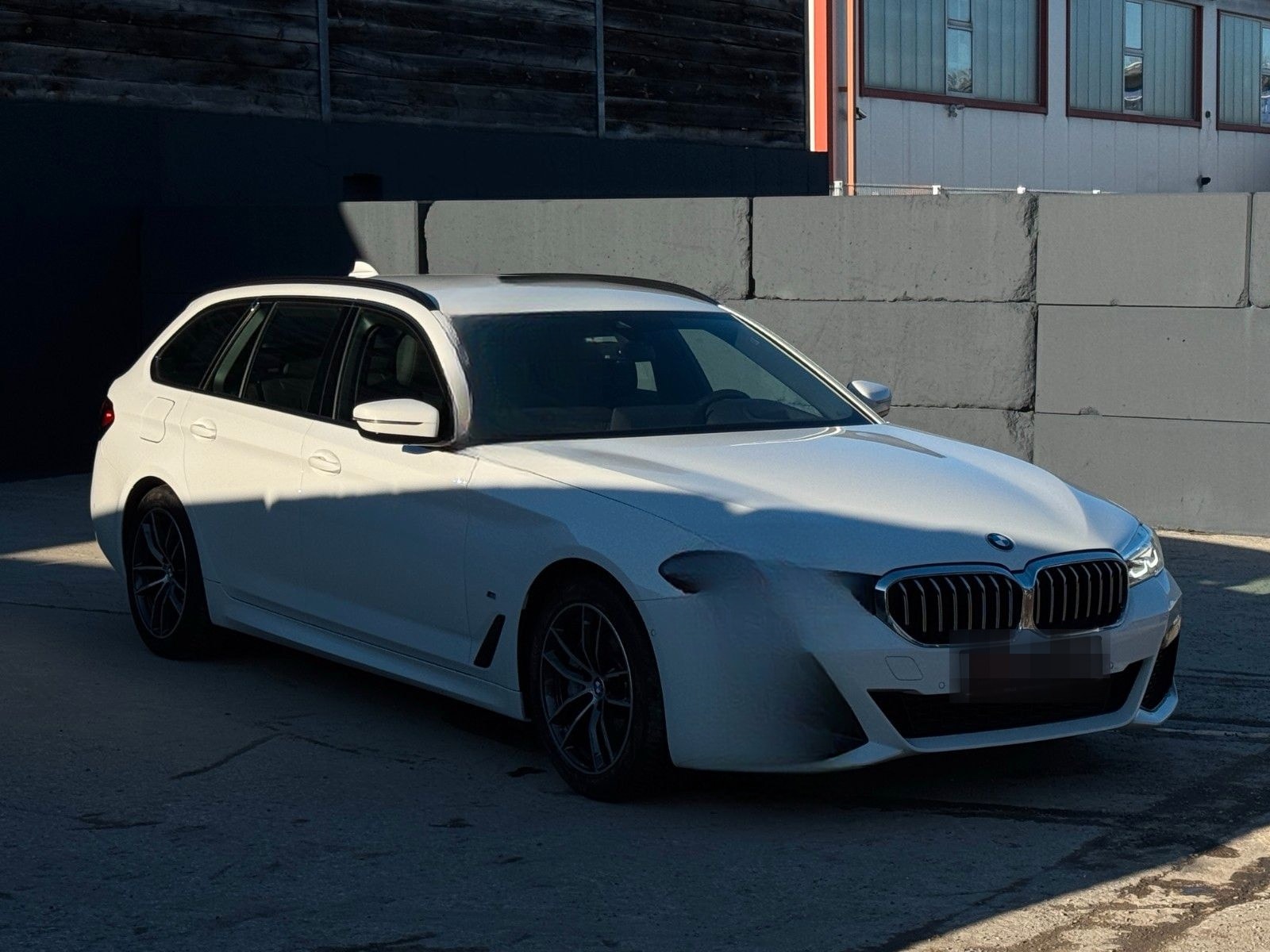 BMW 530d Touring M Sport Shad HuD H&K LHZ SHZ Leder foto 4