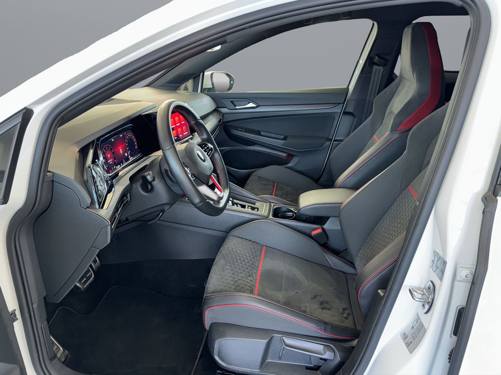 Volkswagen Golf VIII GTI Clubsport 2.0TSI DSG *LED+*DC Pro* foto 12