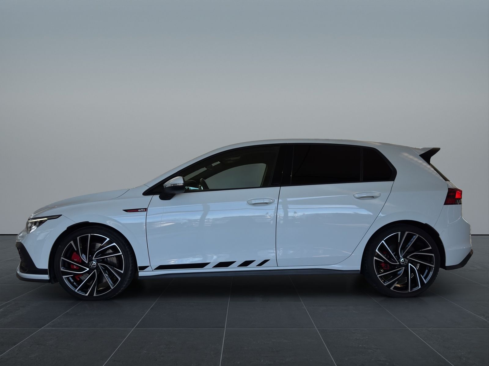 Volkswagen Golf VIII GTI Clubsport 2.0TSI DSG *LED+*DC Pro* foto 4