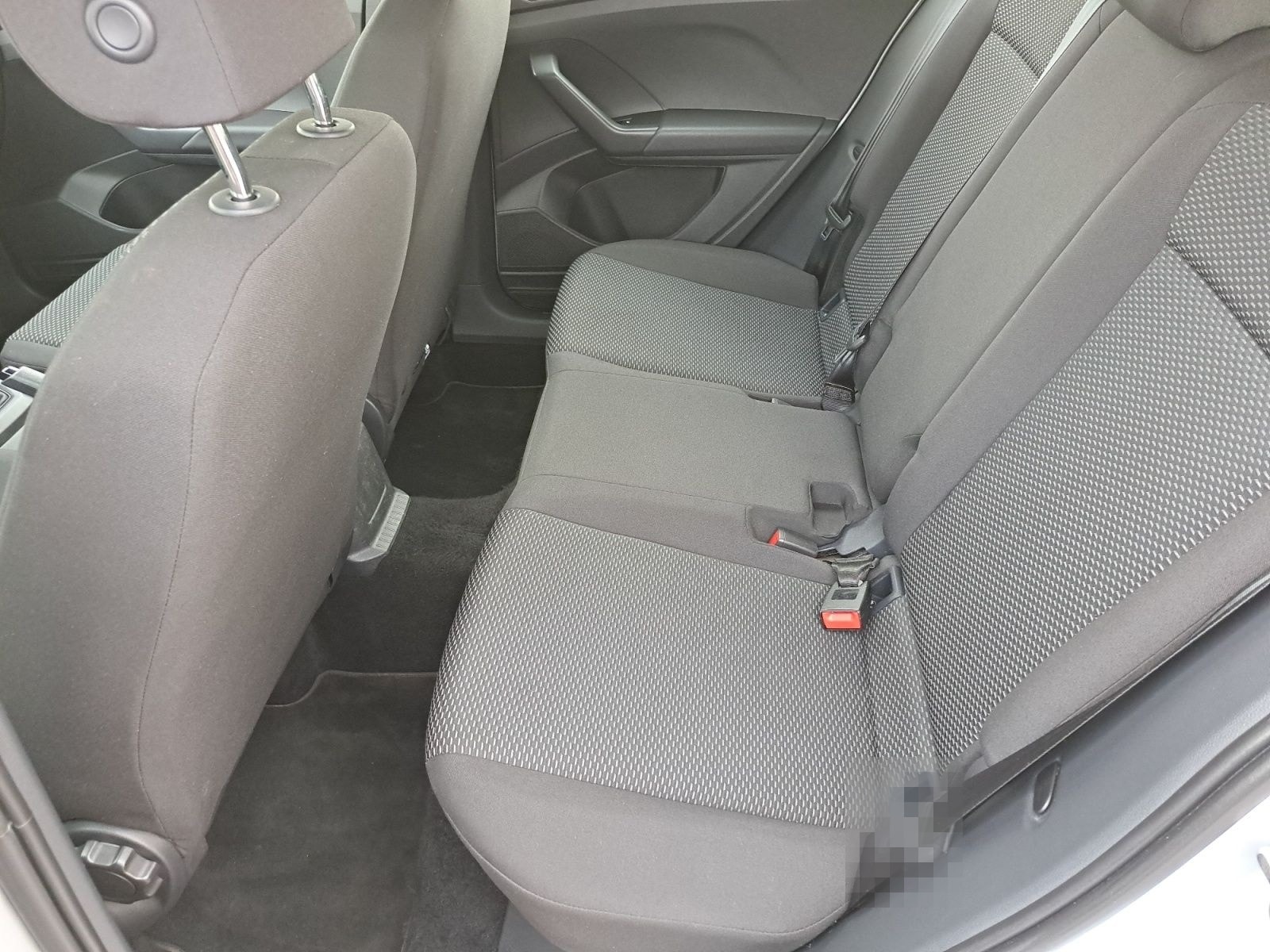 Volkswagen T-Cross 1.0 TSI 3,99% APP 5J-GARAN LED GJ-REIF P foto 14