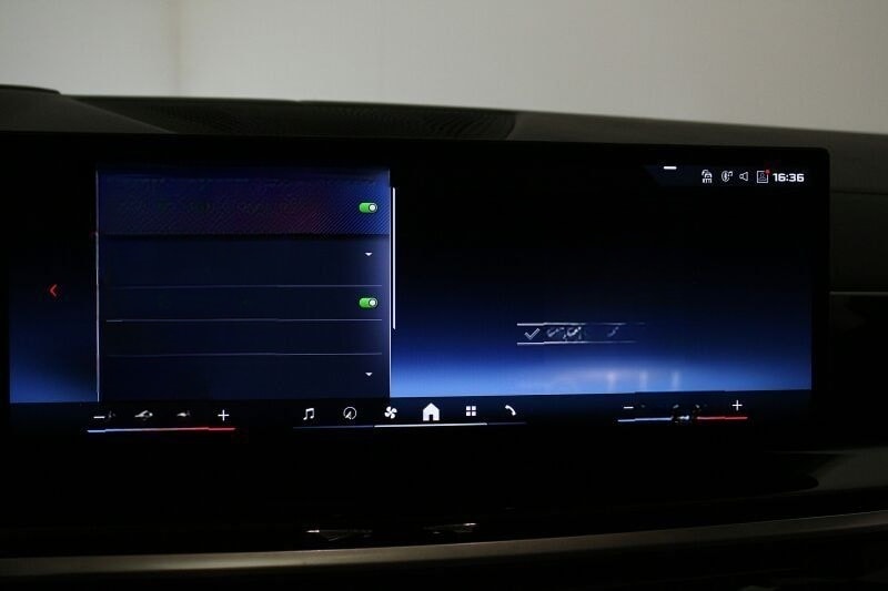 BMW X5 M60i xDr. M Sport Pro NP 142570.- Standh. ACC foto 25