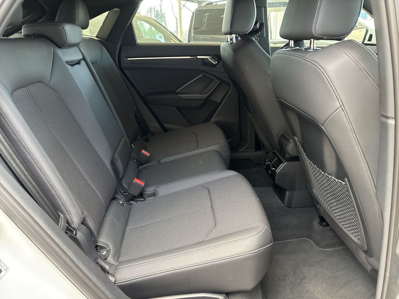 Audi Q3 Sportback 40 2.0 TDI quattro 2xS-Line/LED/Vir foto 10