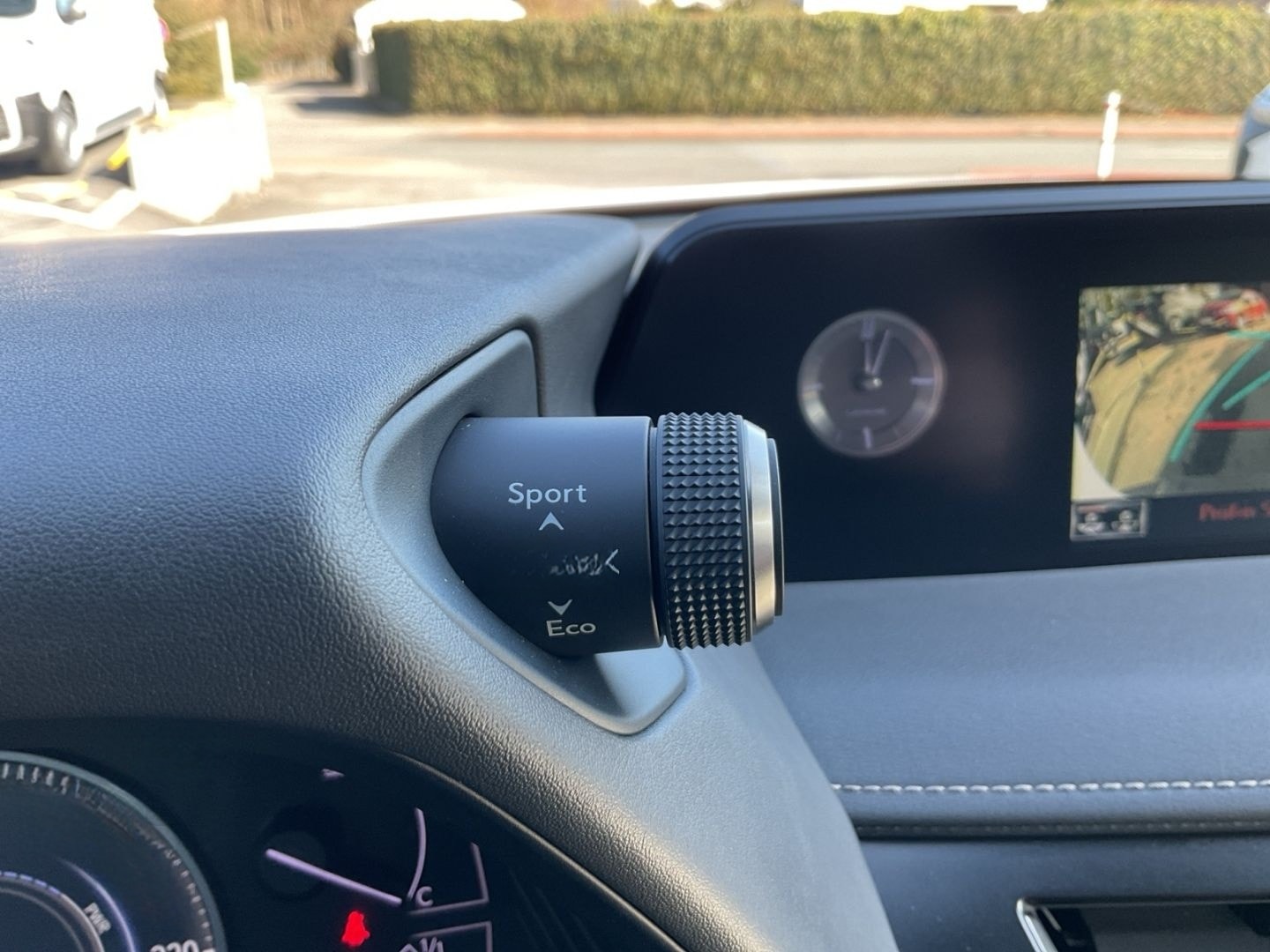 Lexus UX 250h Amazing Edition *Bi-LED*SHZ*CAM*CarPlay* foto 13