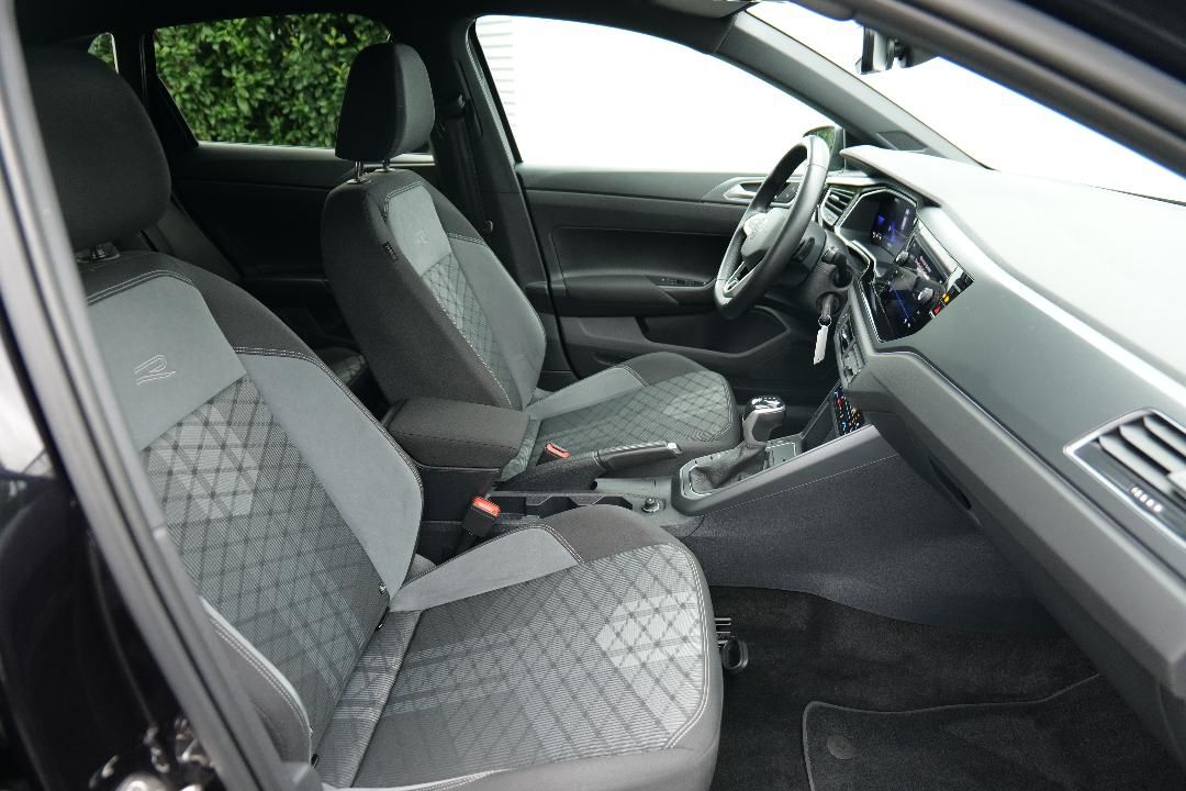 Volkswagen Polo R-Line 1.0 TSI 110PS DSG R-LINE MATRIX-LED+ foto 11