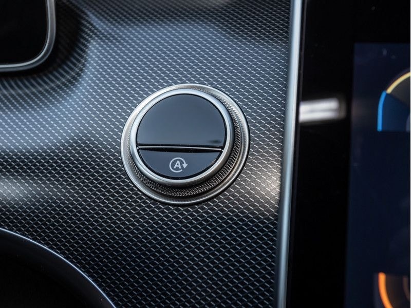 Mercedes-Benz C 200 d T Avantgarde/LED/Cam/Totw/Winter/EASY-P foto 15