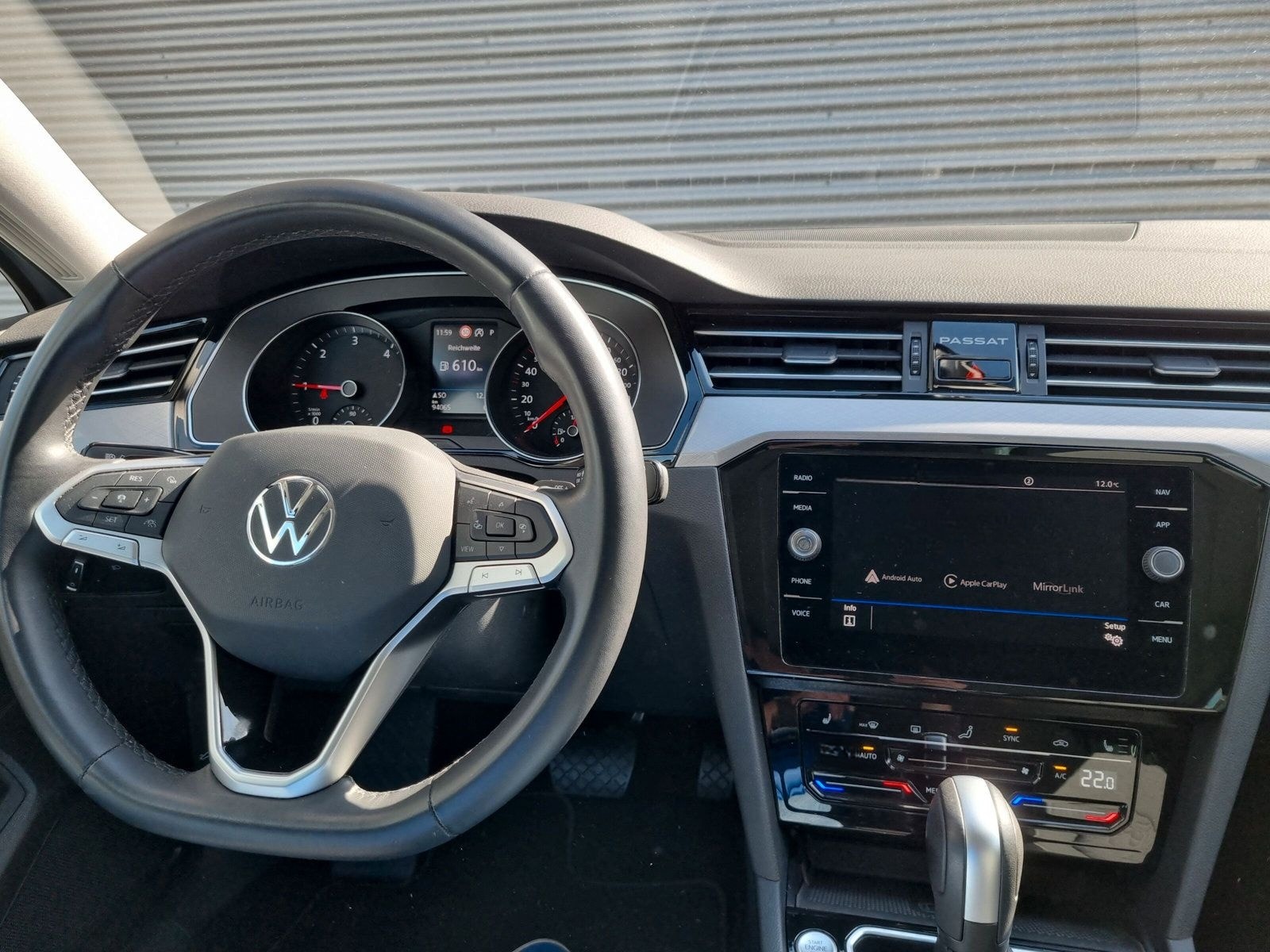 Volkswagen Passat Variant 2.0 TDI DSG Business AHK KAMERA foto 16