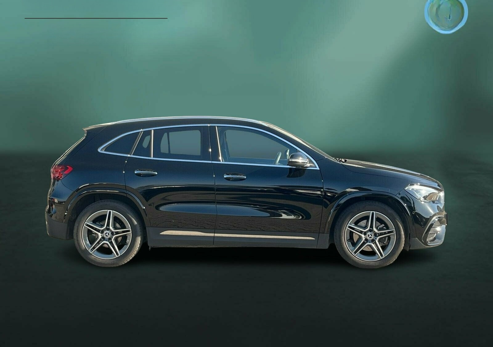 Mercedes-Benz GLA 180 AMG+VOR.-DISTRO+KAM+SOUND+KEYL+EASYP+TWA foto 4