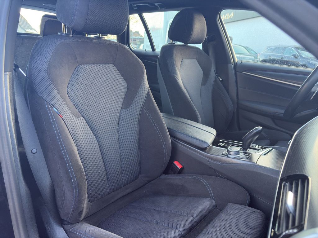 BMW 520i T. M-SPORT LED NAVI HUD PANO PDC 18" AHK foto 22