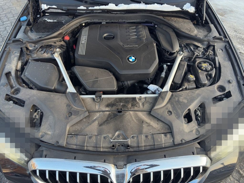 BMW 520i T. M-SPORT LED NAVI HUD PANO PDC 18" AHK foto 24